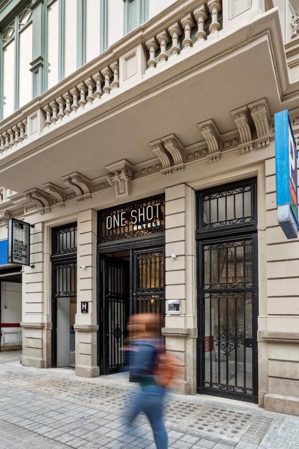 One Shot Arago Hotel บาร์เซโลนา ภายนอก รูปภาพ
